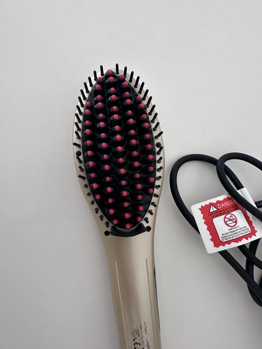 Escova Elétrica Alisadora de Cerâmica Ricki Parodi