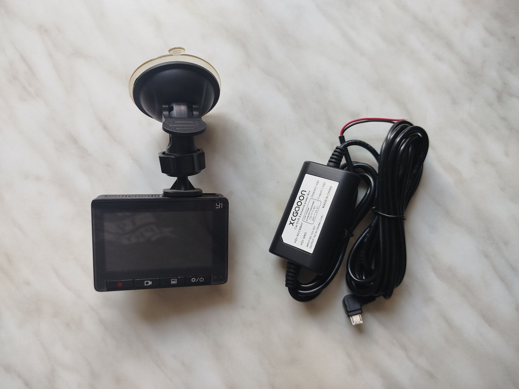 Видеорегистратор Xiaomi Yi YCS 1015 INT