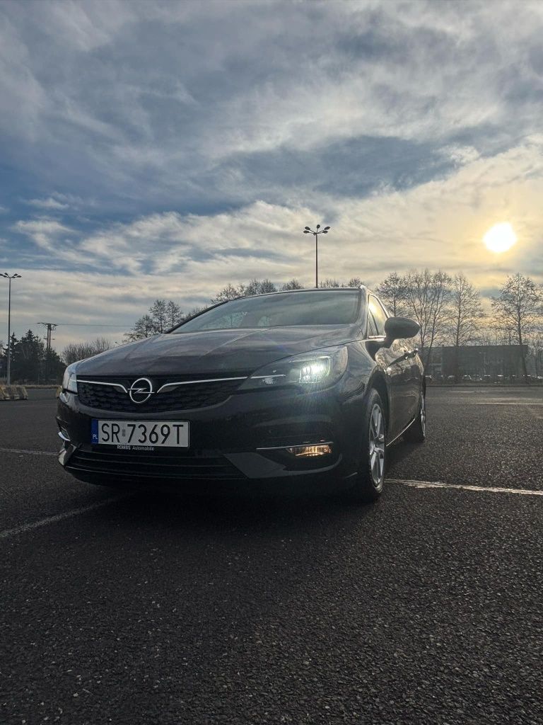 Opel Astra Sports Tourer 2022.ideal stan