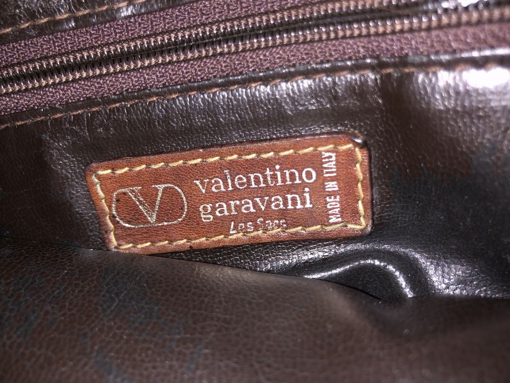 Brązowa torebka made in italy „V”