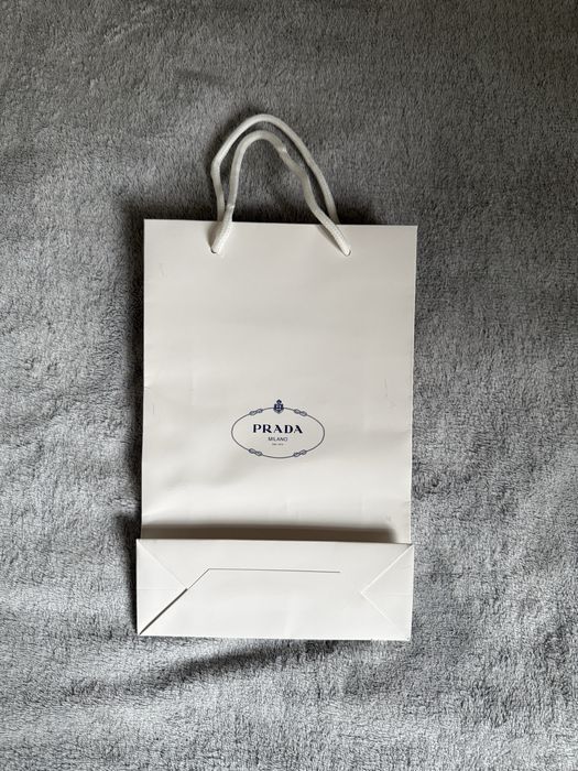 Брендові пакети та коробки