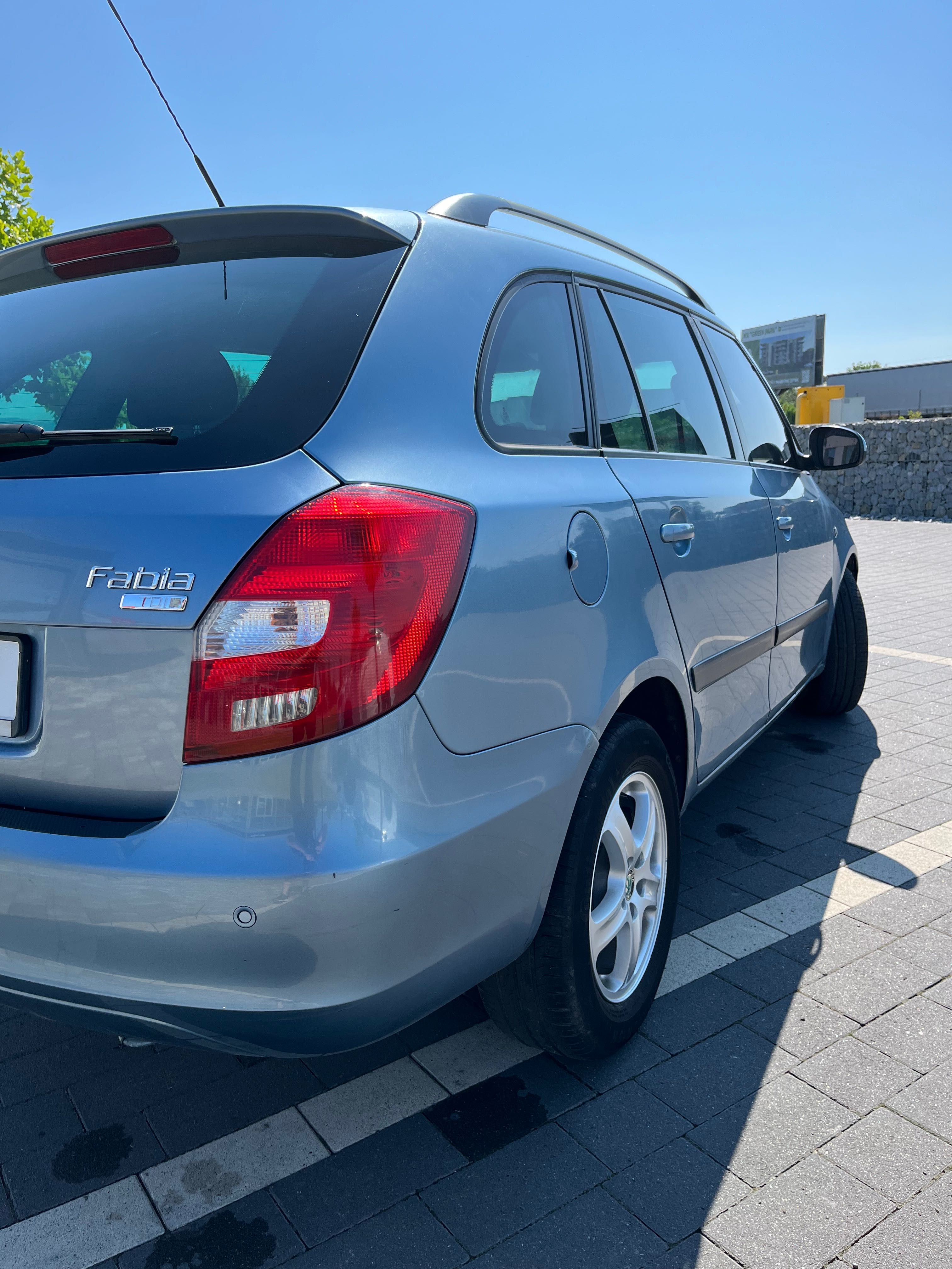 Skoda Fabia 2008p