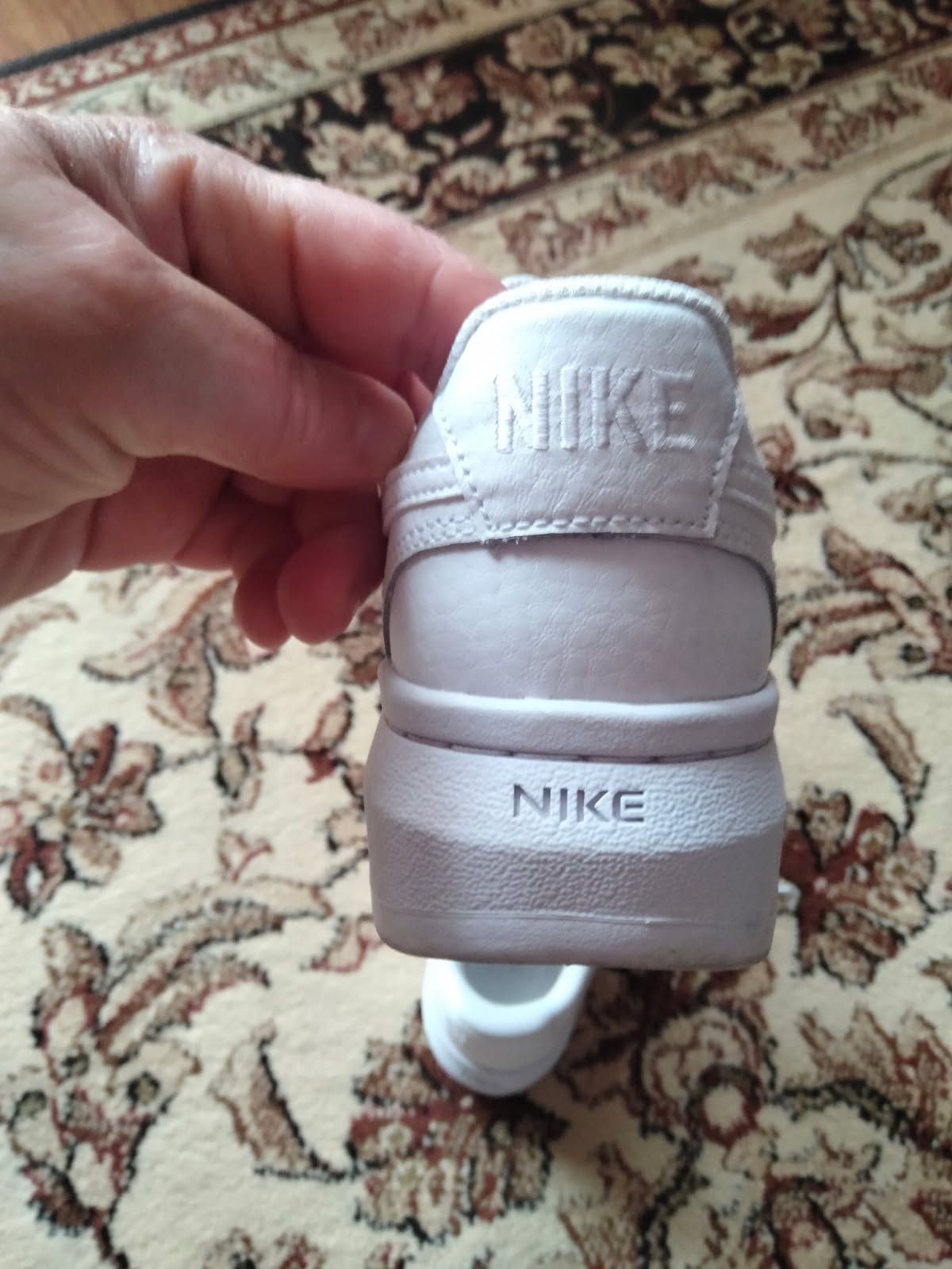 buty Nike jak nowe r. 36.5 (wkładka 23 cm)