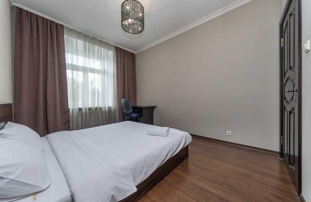 2х кімнатна квартира поруч з Палацом Україна