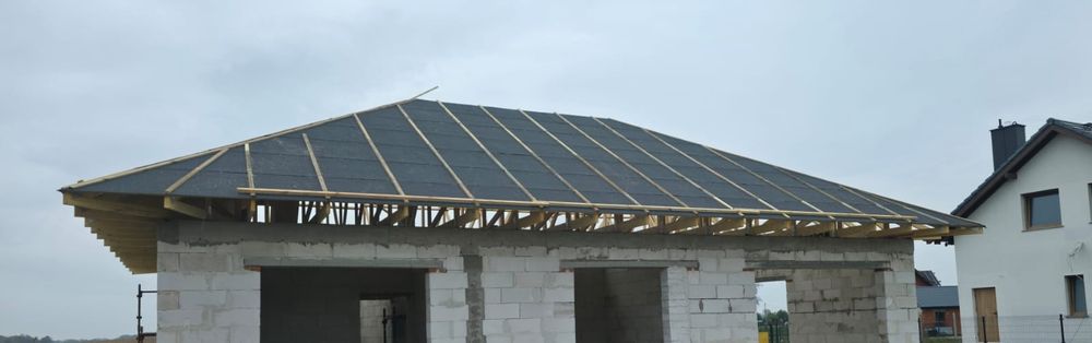 Deskowanie wiązarów papowanie dachu