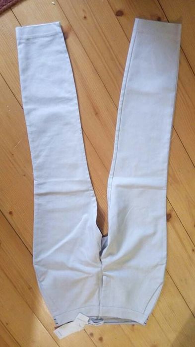 Nowe spodnie cygaretki, chinosy 34