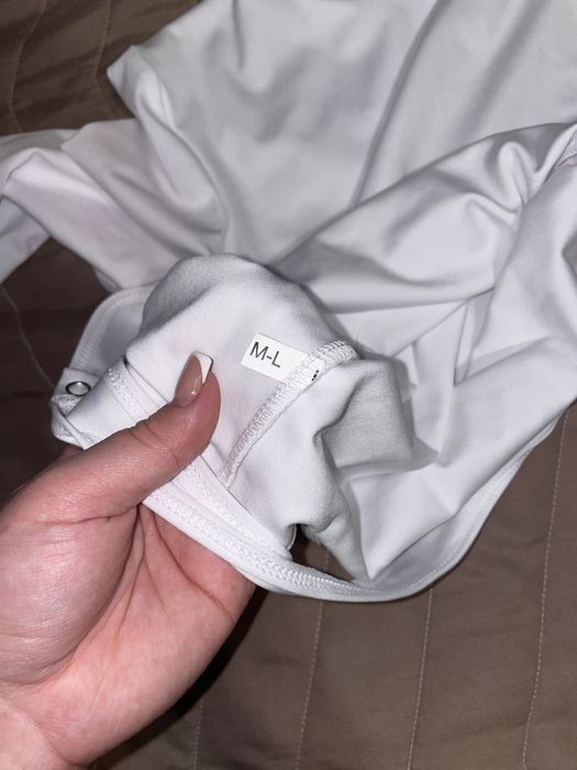 Боді жіноче біле