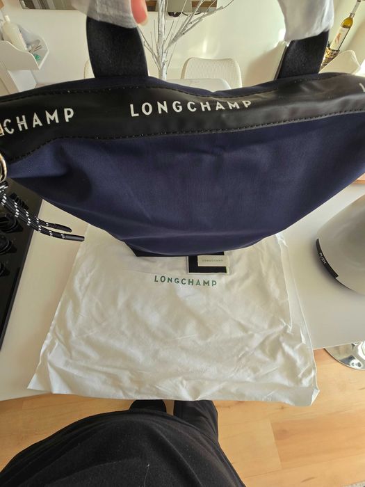 Mochila Longchamp nova. Tamanho L.