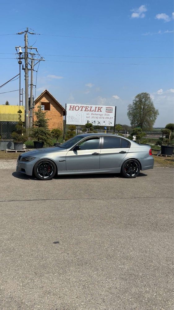 BMW E90 318i 2006r
