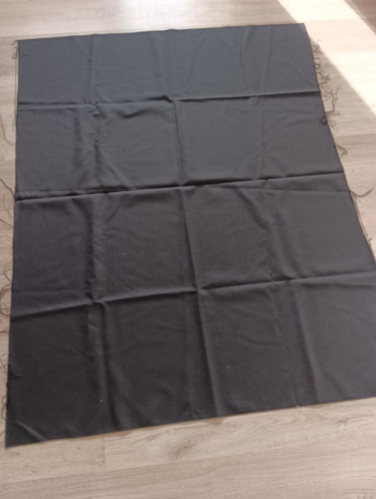 Отрез ткани черный костюмный плотный ткань 112*143 см