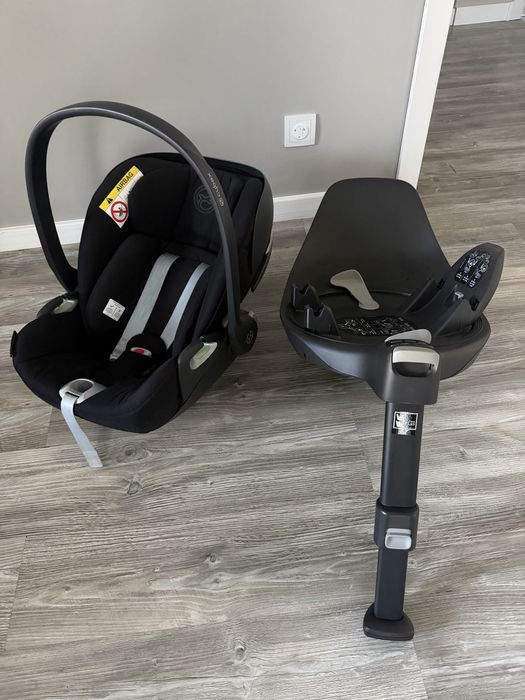 Fotelik CYBEX Clout T + baza obrotowa CYBEX base T