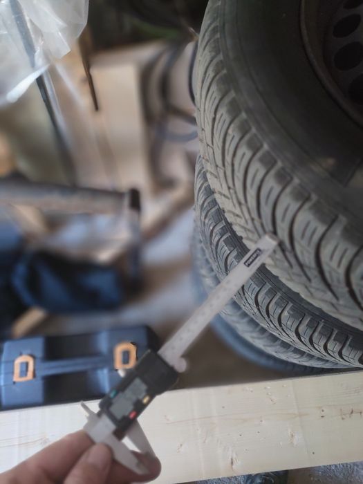 Komplet kół całoroczne Kleber 195/65 R15 91H /6J22 ET37