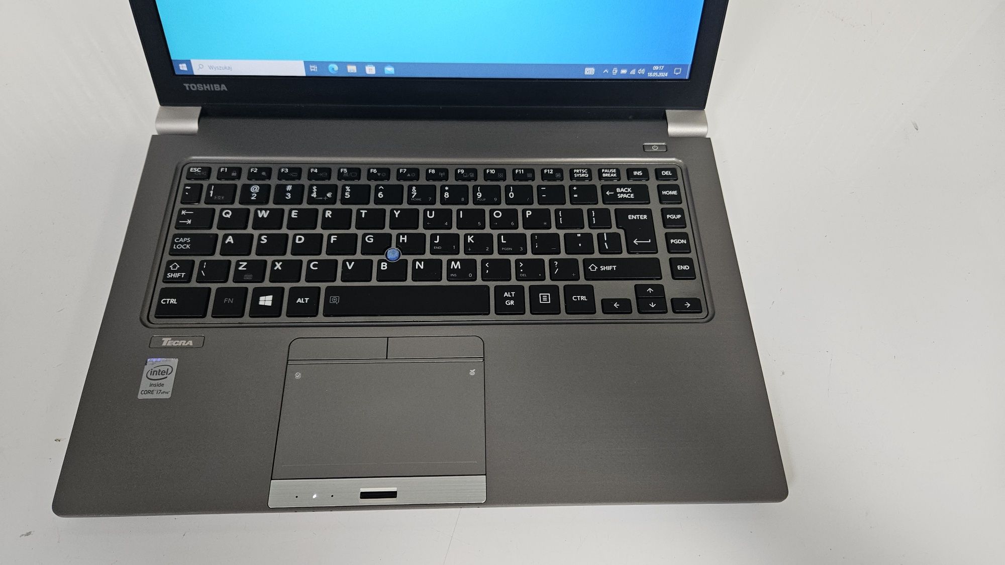 Toshiba Tecra Z40-A 14/i7-4600u/12GB/256SSD/WIN10