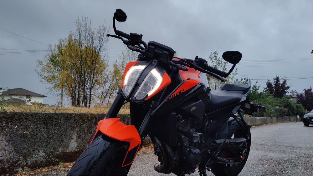 KTM 890 Duke