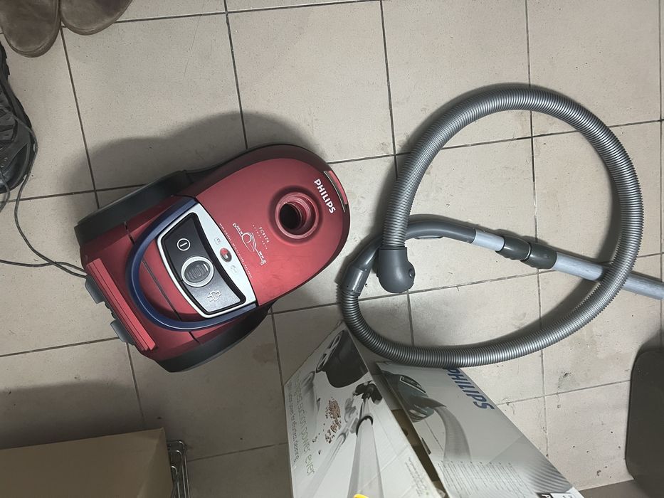 Philips FC9174 Пилосос під ремонт