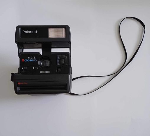 Aparat Polaroid 636 closeup