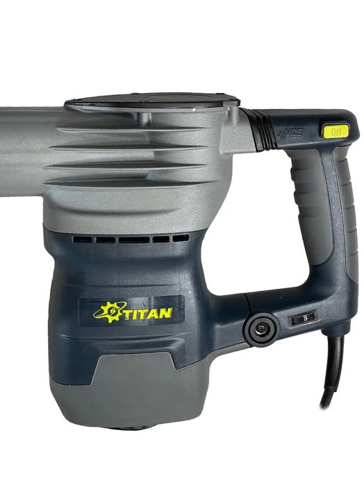 Отбойный молоток TITAN PM1502E
