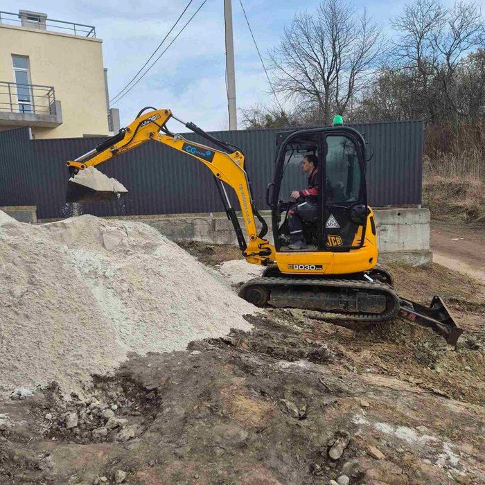 Оренда гусеничного міні-екскаватора JCB 8030 Львів та область