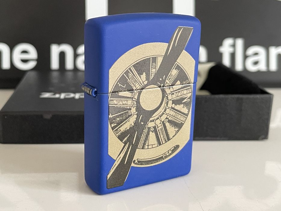 Zapalniczka Zippo 2017, Origin of Flight, lotnicza, Blue Matte