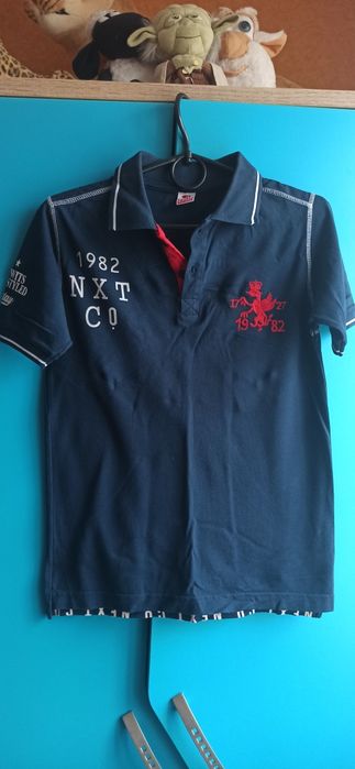 Продам  подростковую светоотражающую ветровку.