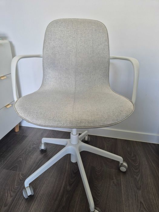 Fotel Ikea LANGFJALL beżowy