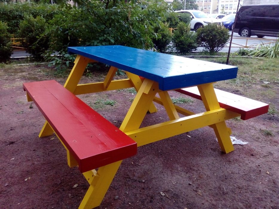Стіл для дитячих майданчиків