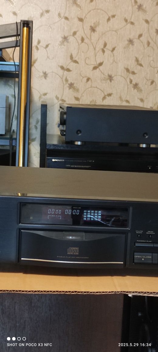CD проигрыватель PIONEER PD-S501