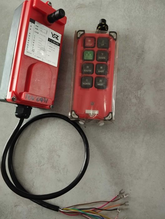 Panel operatorski radiowy