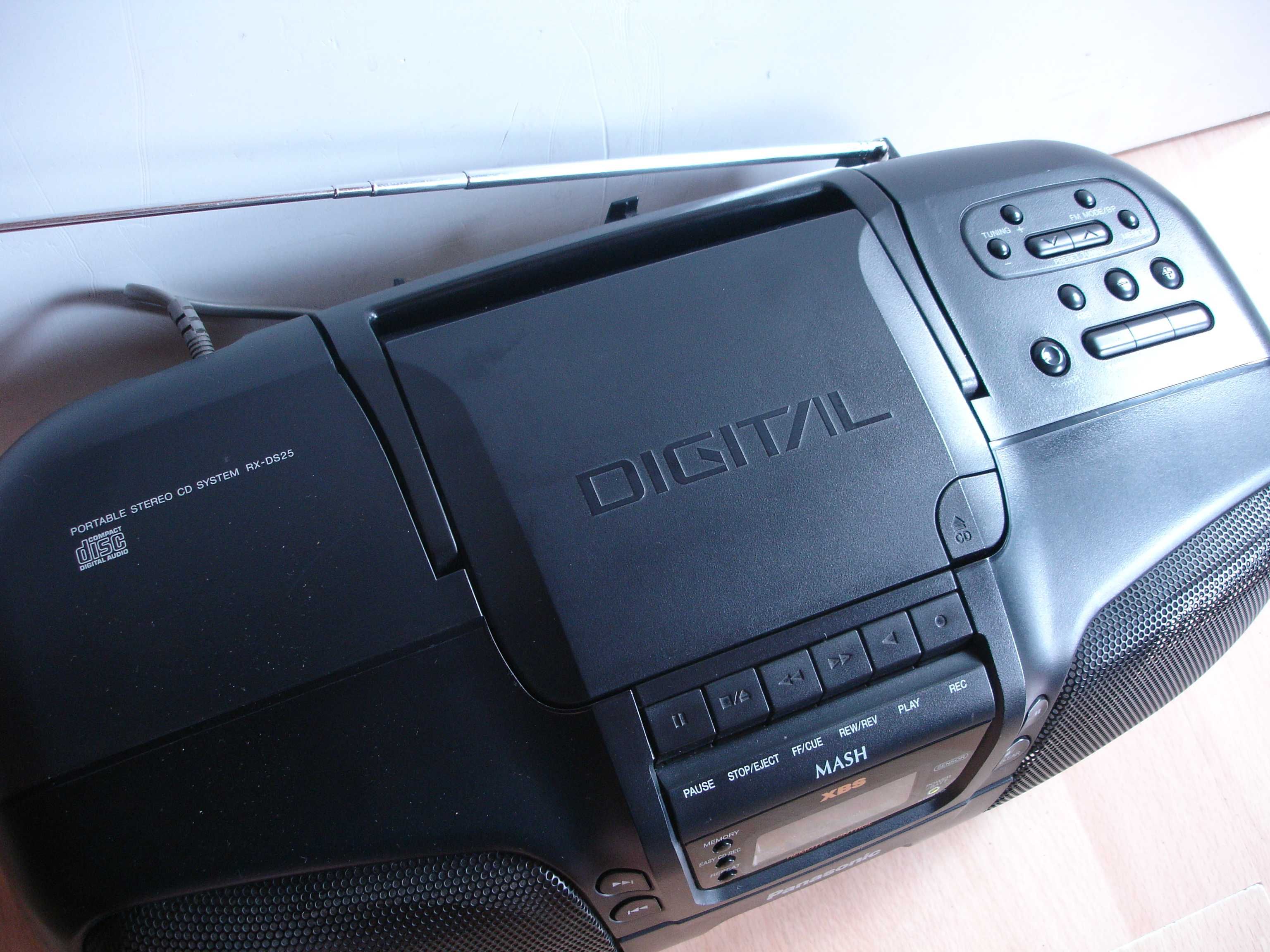 Radiomagnetofon PANASONIC RX-DS25