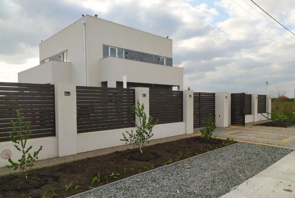 Продам новый дом в Молодёжном