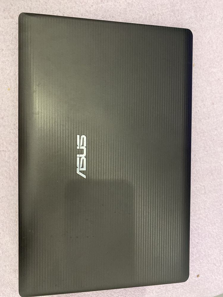 Laptop Asus R500v