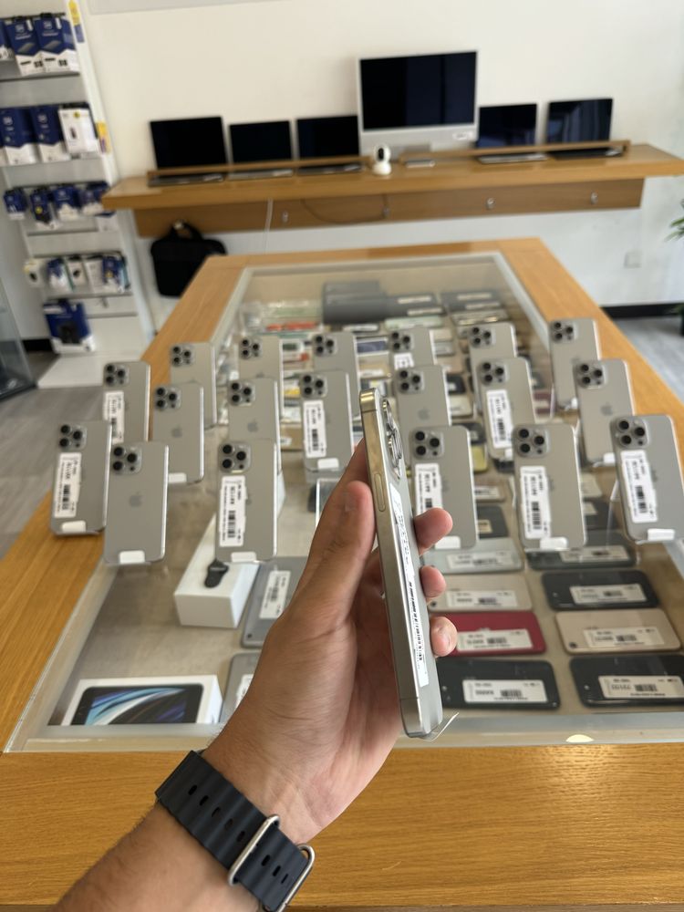 IPHONE 15 PRO MAX 256GB