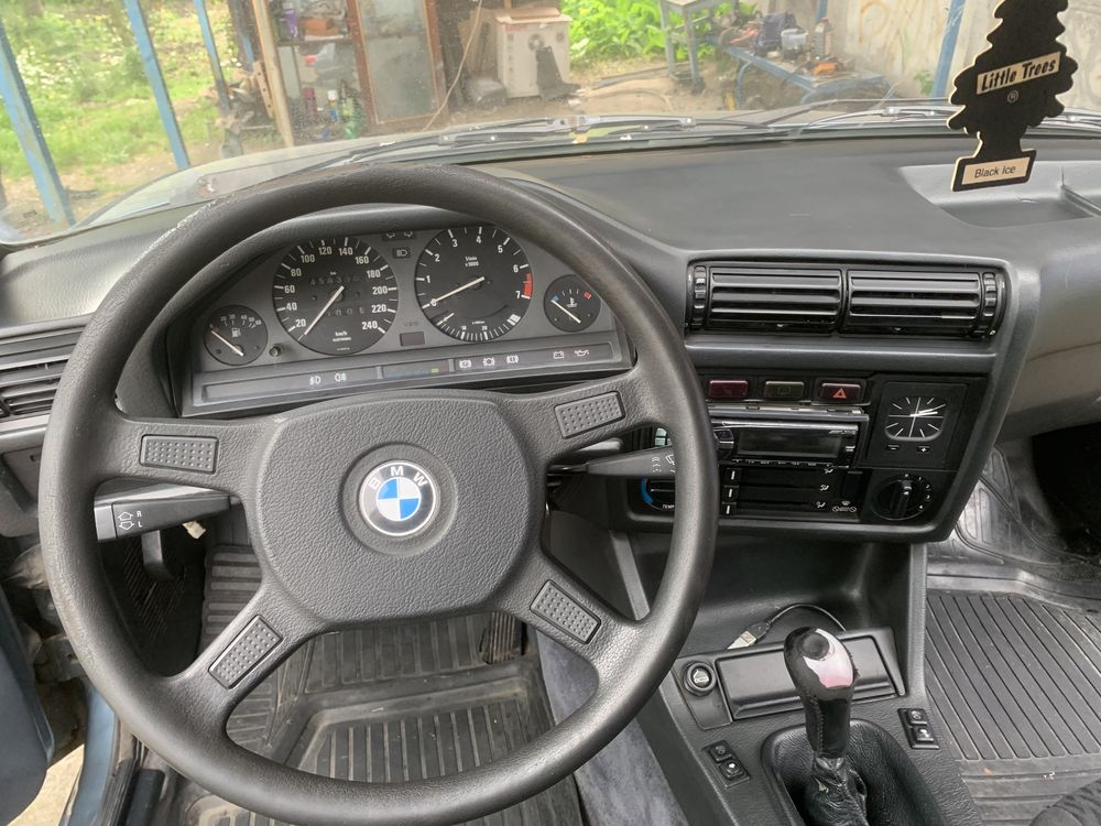 Продам BMW E30 2.0 m20b20 320