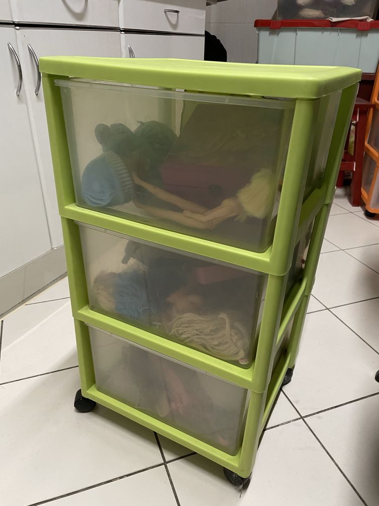 Armarios de arrumacao de brinquedos