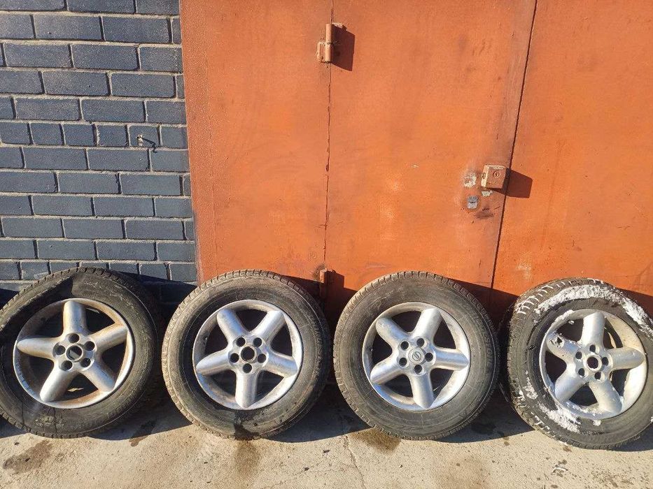 Диски комплект R16  Nissan