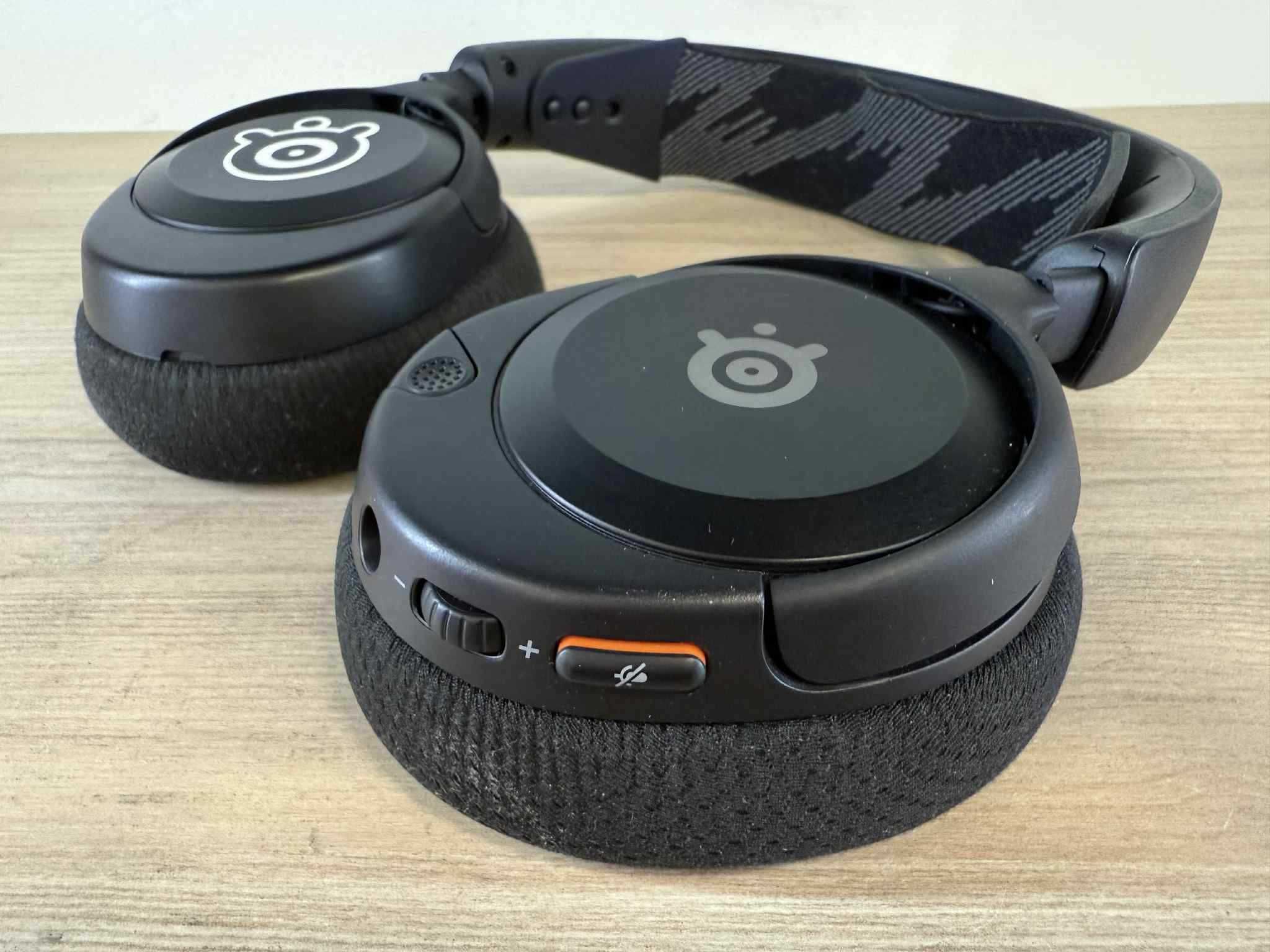 Słuchawki wokółuszne przewodowe komputerowe SteelSeries Arctis Nova 1