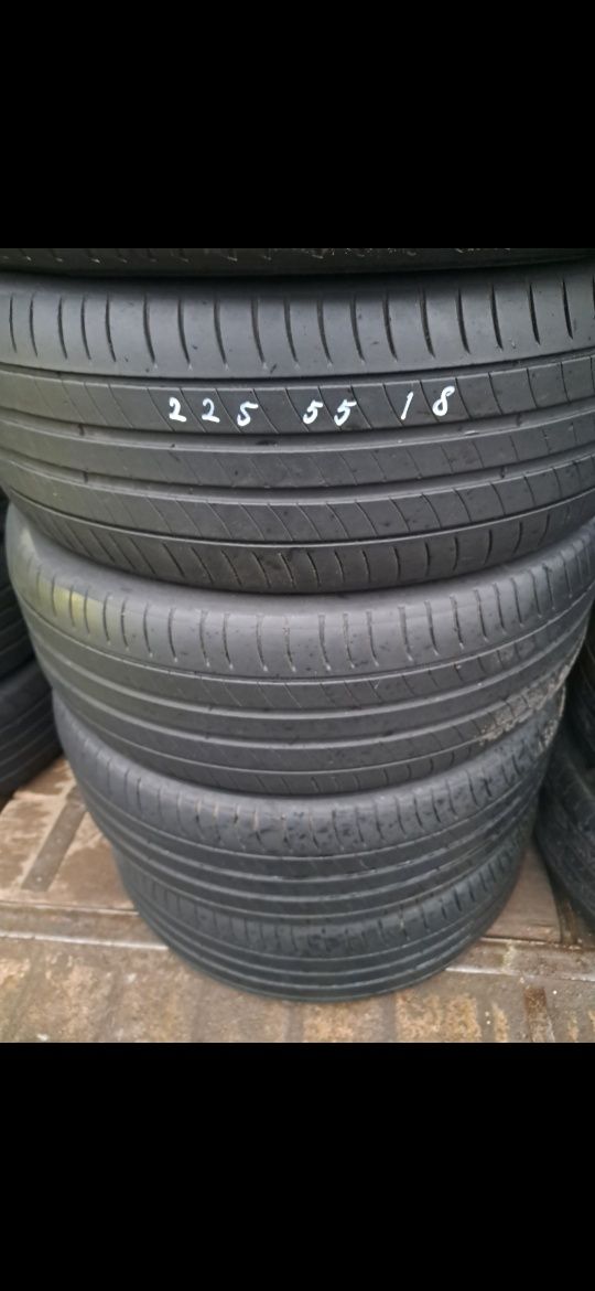 Бу шини Київ 225-235/55-60/18