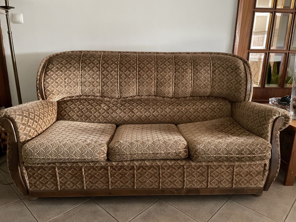 Sofas de sala de estar de 1984 para venda em bom estado geral