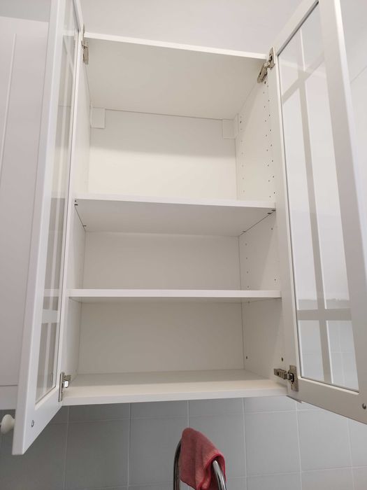 Montagem de móveis, montador de móveis