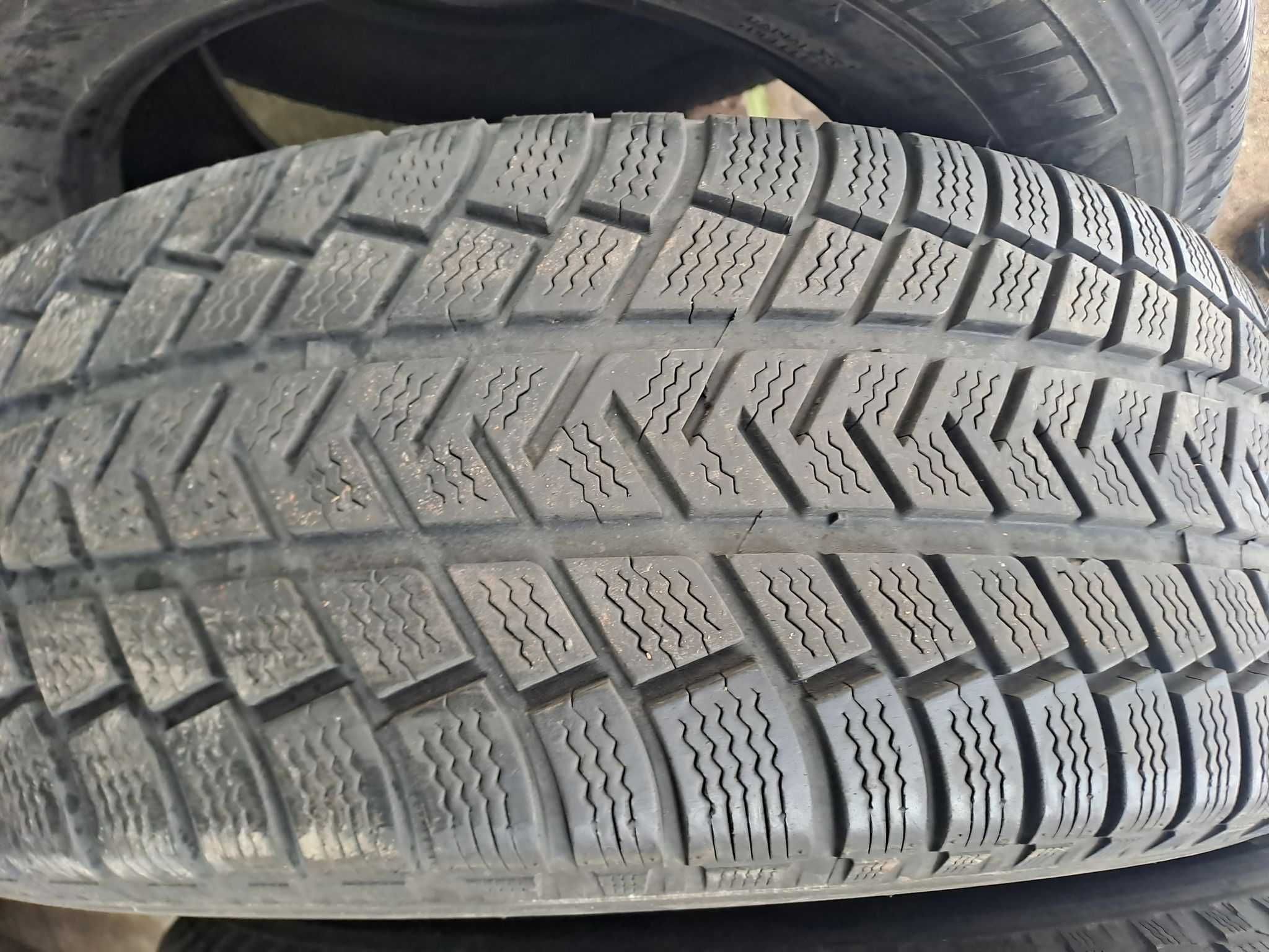 Opony zimowe Michelin 265/65 R17