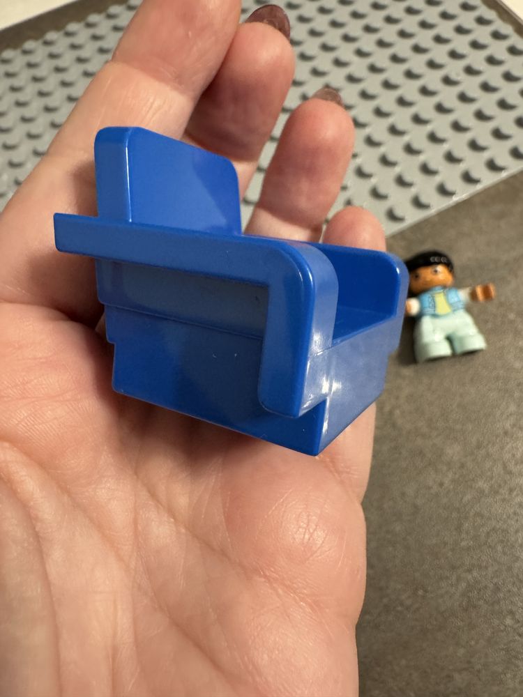 Krzesełko dziecięce a’la Lego duplo klocki niebieskie krzesło mebelki