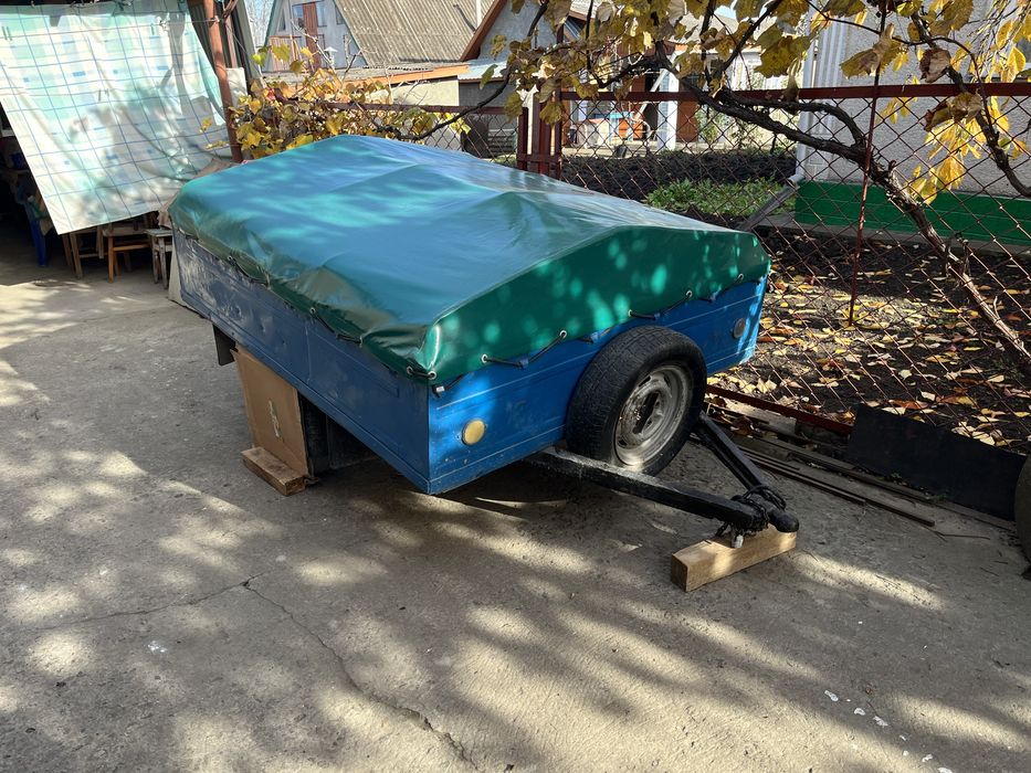 Причіп легковий усиленний .