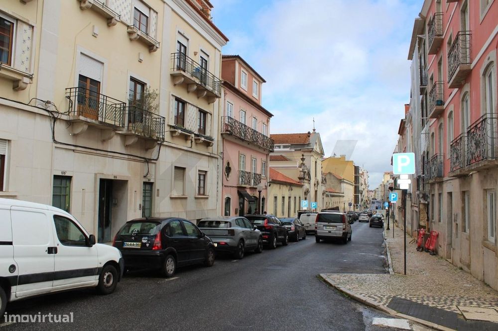 Escritório para arrendar na Estrela