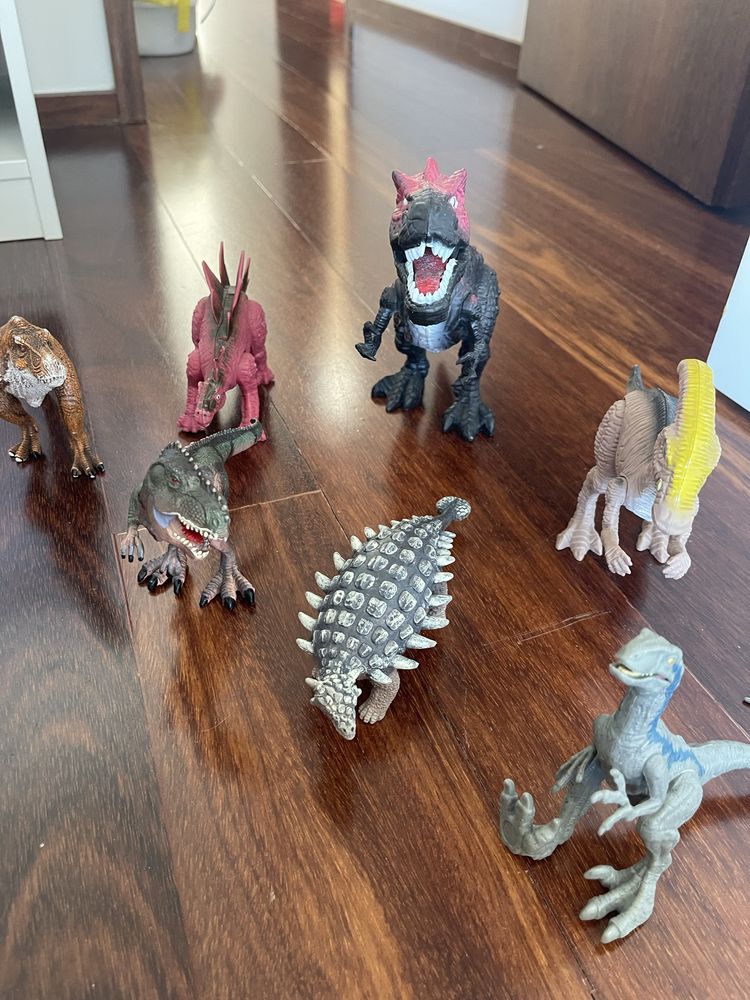 Set de Dinossauros