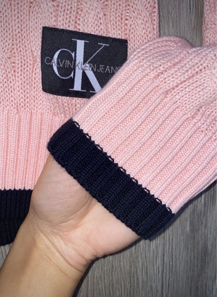 Sweter Calvin Klein