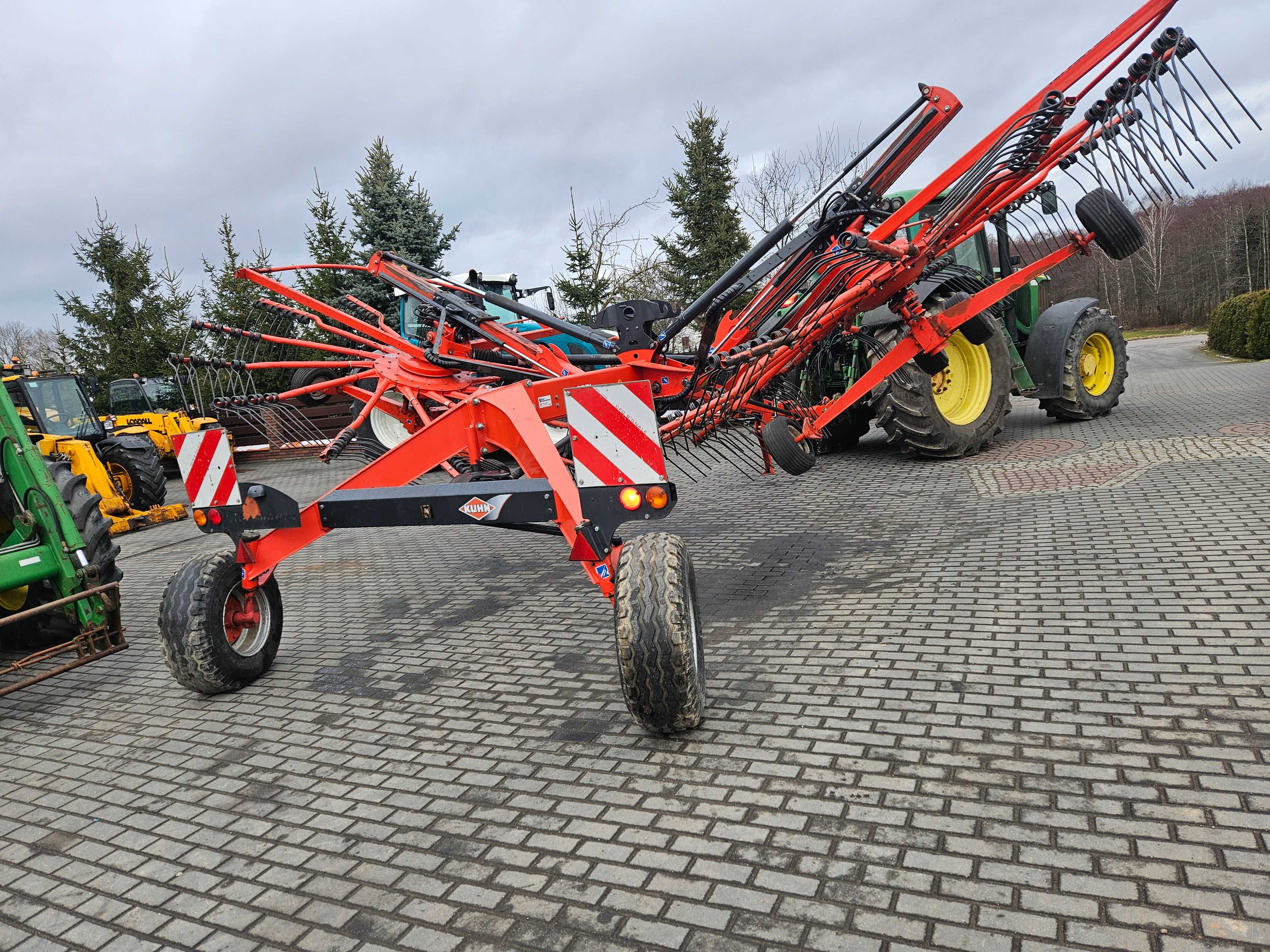 Import kuhn GA6620 .krone swadro807 rok 2014 GA 8731 .transport