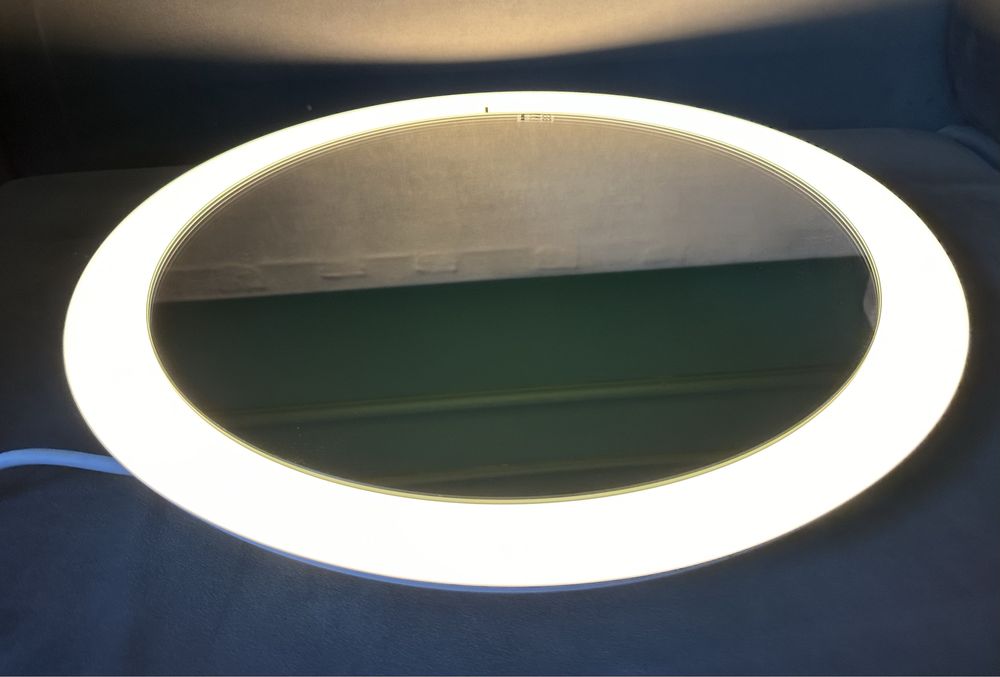 Philips hue Adore Mirror light - lustro podświetlane