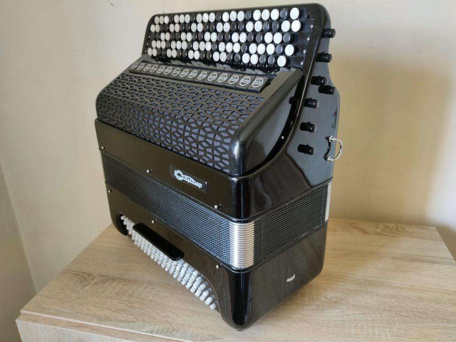 Bajan Jupiter z konwerterem