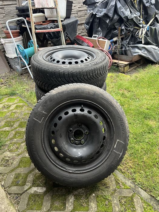 Opony Michelin z felgami 205/60 R16