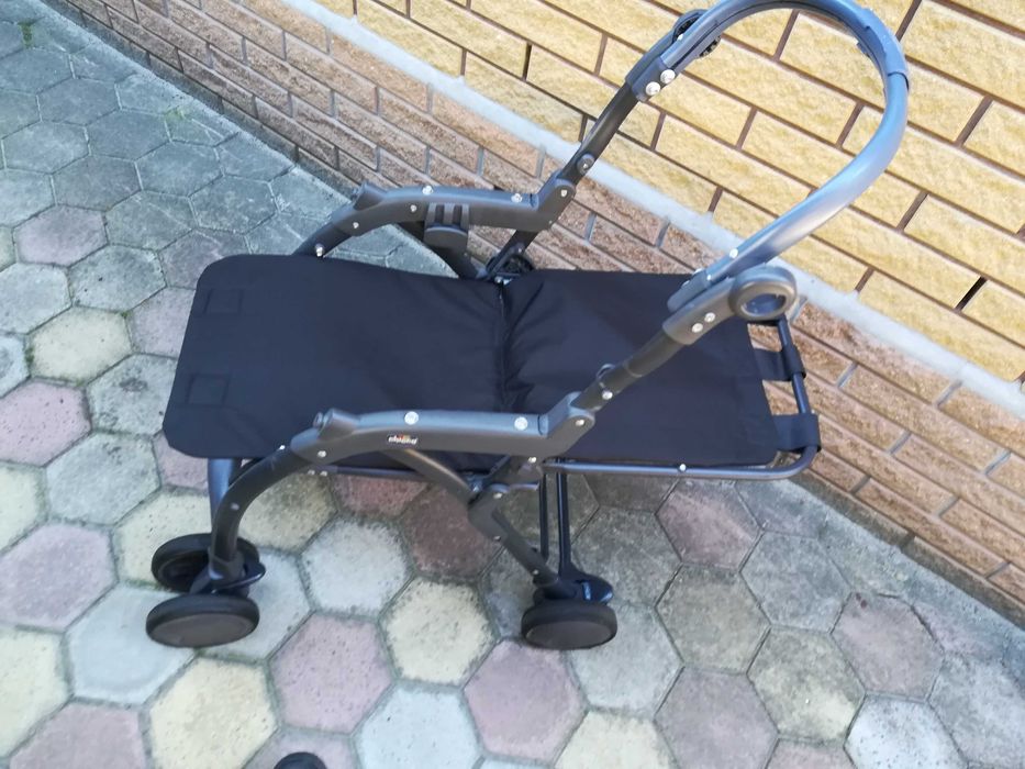 Инвалидная коляска Chicco детская сверхлегкая.
